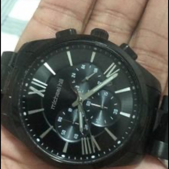 Men's Chronograph Watch in Black Tone Stainless Steel - Picture 3 of 4